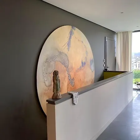 Villa: Piscine, Proche Centre & *