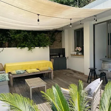 Villa: Piscine, Proche Centre & ヴィラ